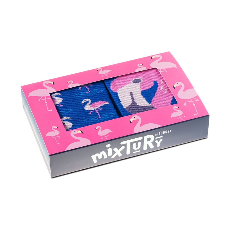 Kolorowy-zestaw-skarpetek-we-flamingi-nie-do-pary-na-prezent-mixTURY-Pink-Flamingo-Zooksy-fajna-historia.jpg