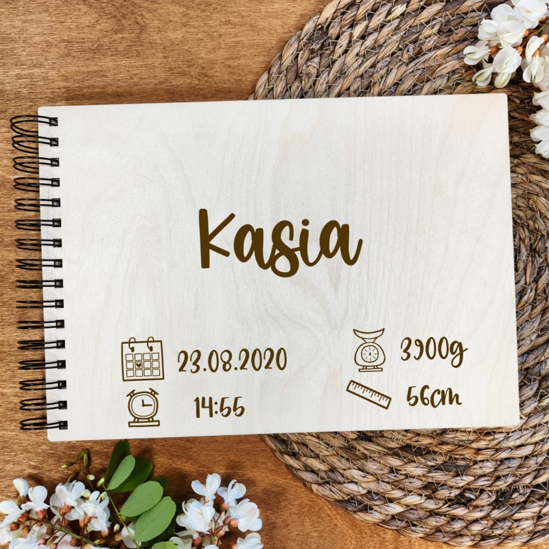 Album_metryczka_dziecka_naturalna_okladka_na_spirali_04.jpg