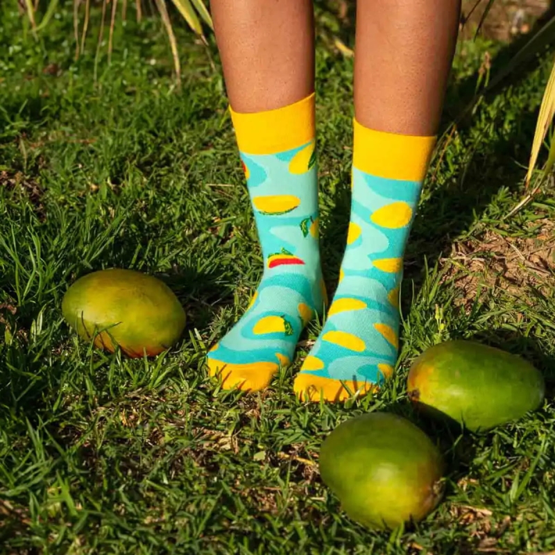 Kolorowe-skarpetki-Mango---owoce---tropikalne---Spox-Sox1.jpg
