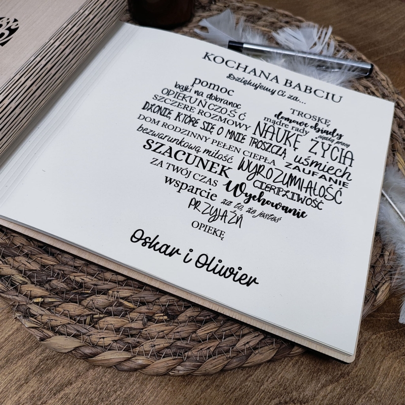 Drewniany album na zdjęcia na dzień babci 2.jpg